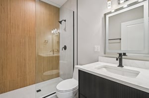 2700 Fontana Dr-1906-028.jpg