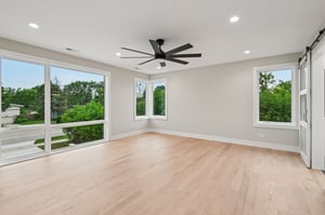 2700 Fontana Dr-1906-056.jpg
