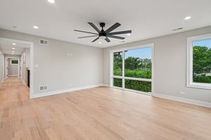 2700 Fontana Dr-1906-059.jpg