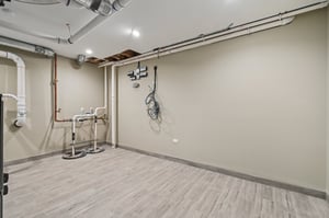 2700 Fontana Dr-1906-083.jpg