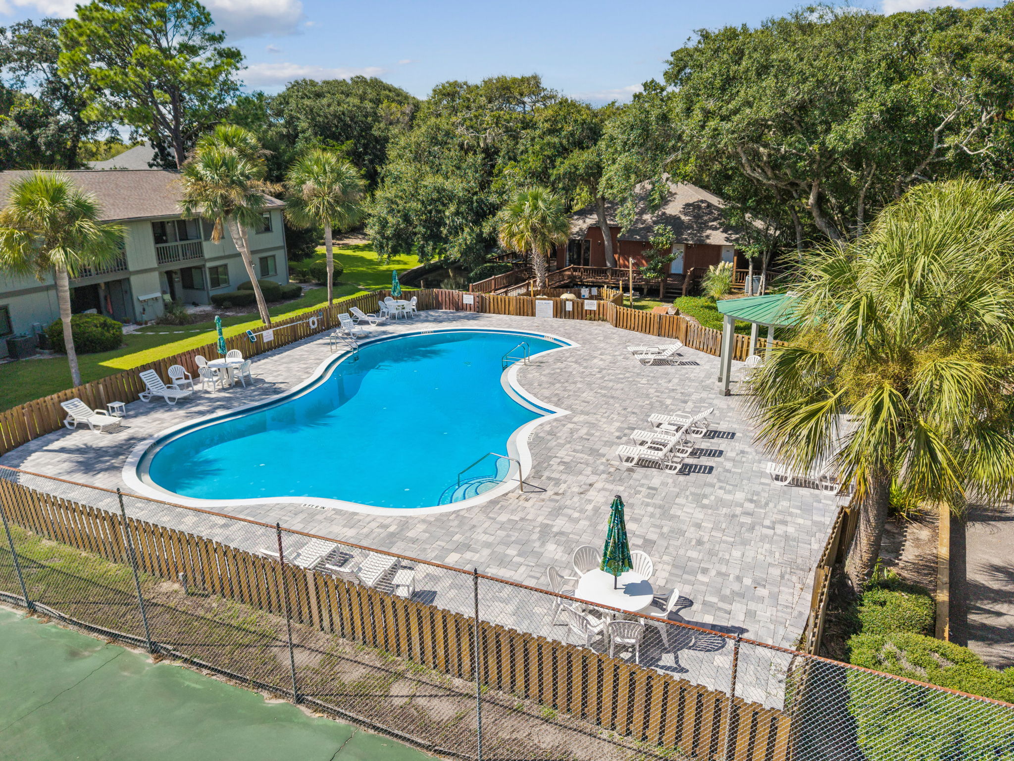 Amelia Woods Pool
