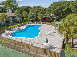 Amelia Woods Pool