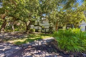 Welcome to 2700 Mizell Ave