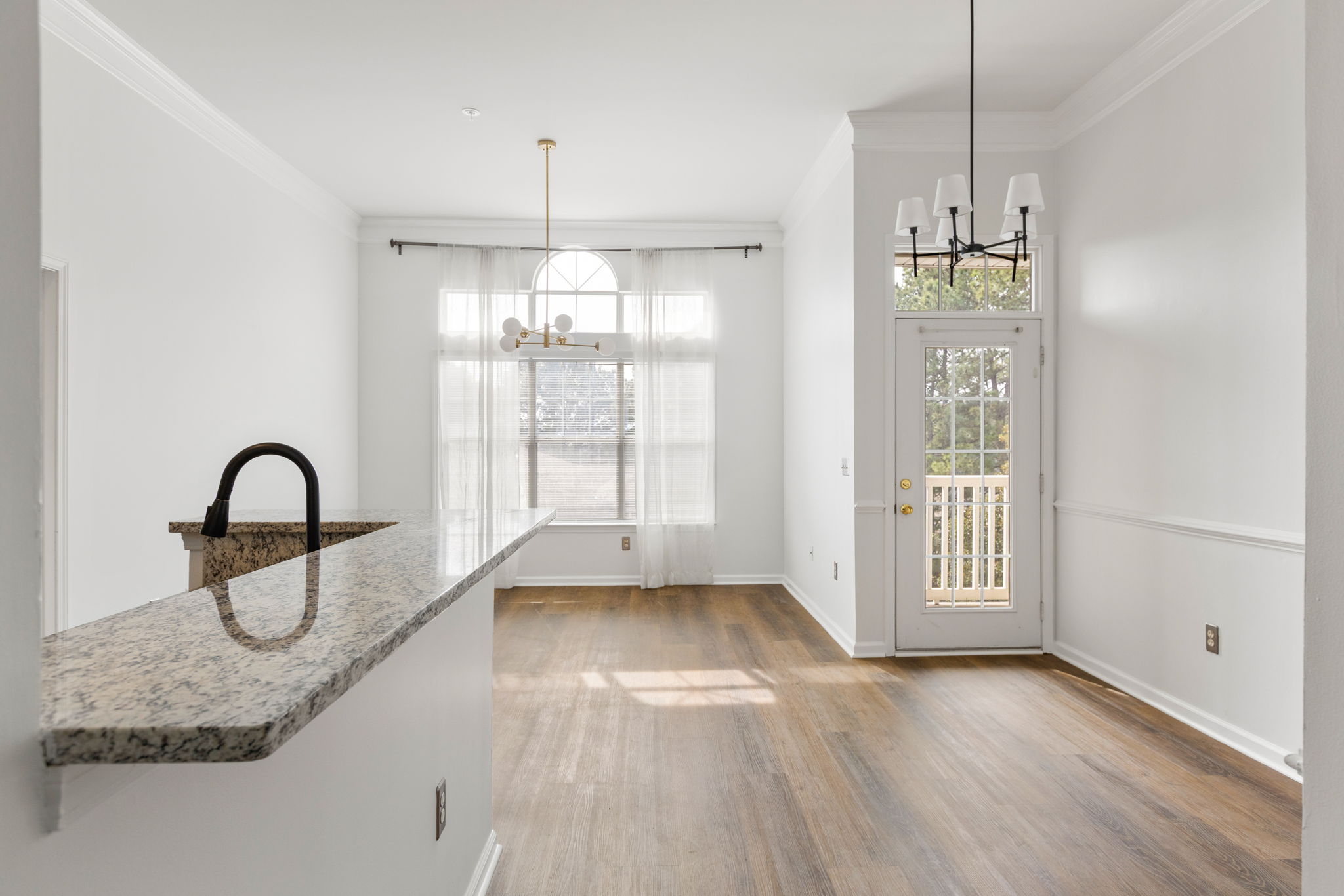 20260210_2700pinetree_estadt002