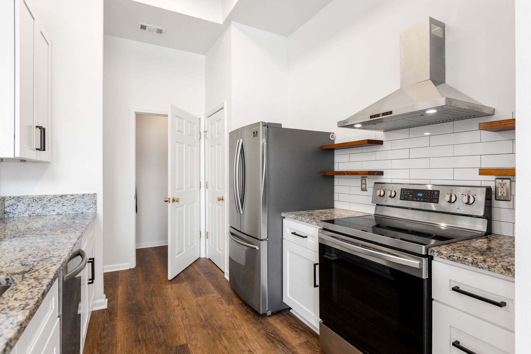 20260210_2700pinetree_estadt006