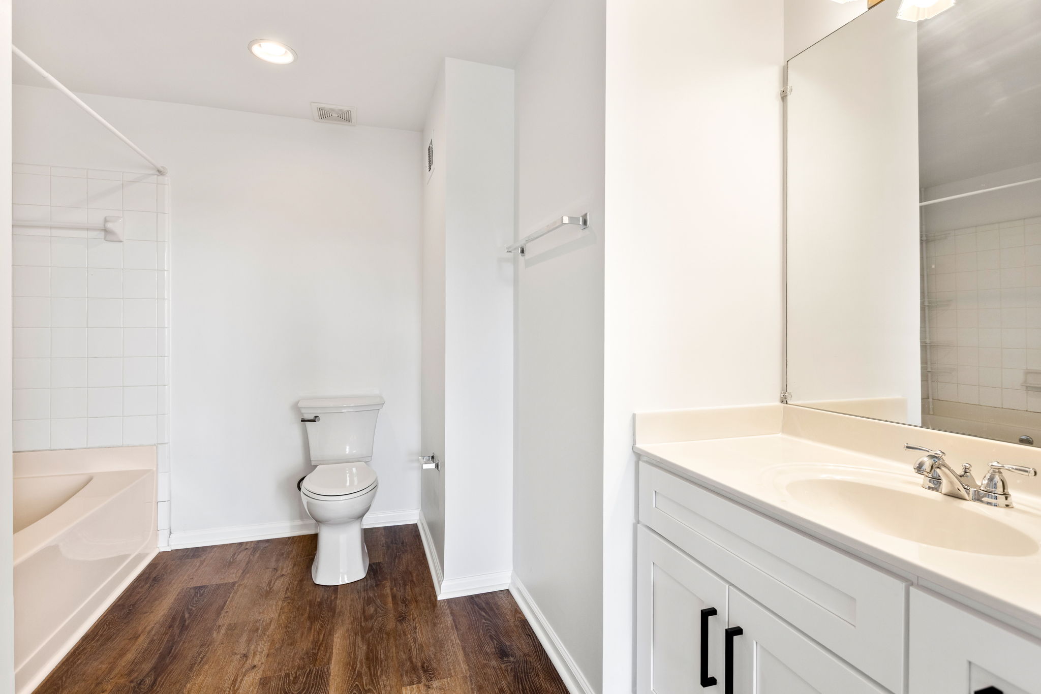 20260210_2700pinetree_estadt014