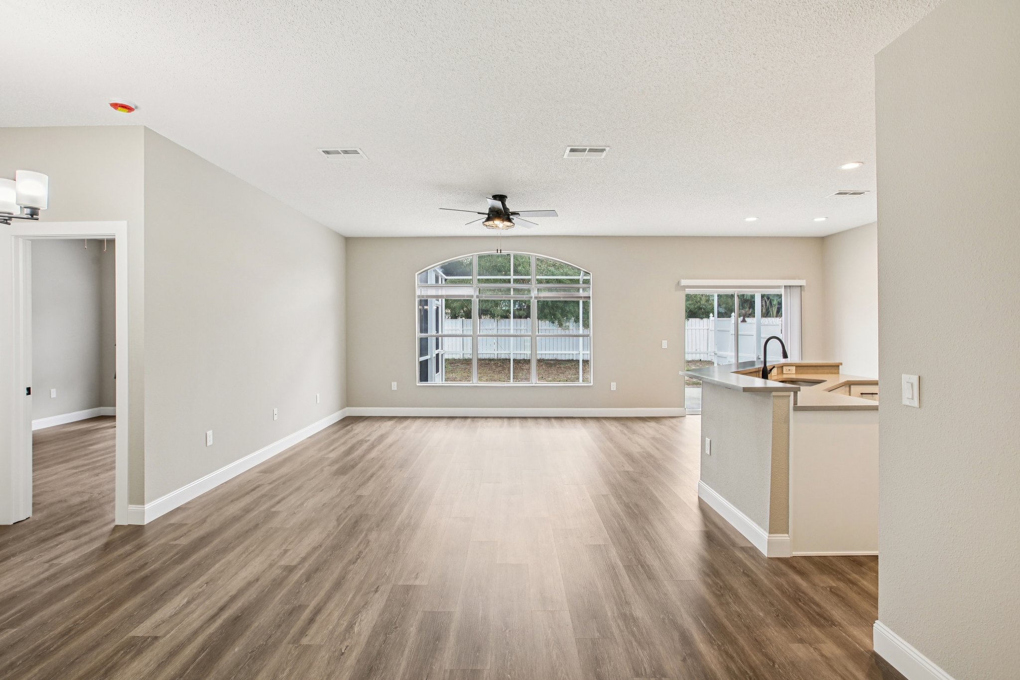 Sierra Vista Way-S1601-005.jpg