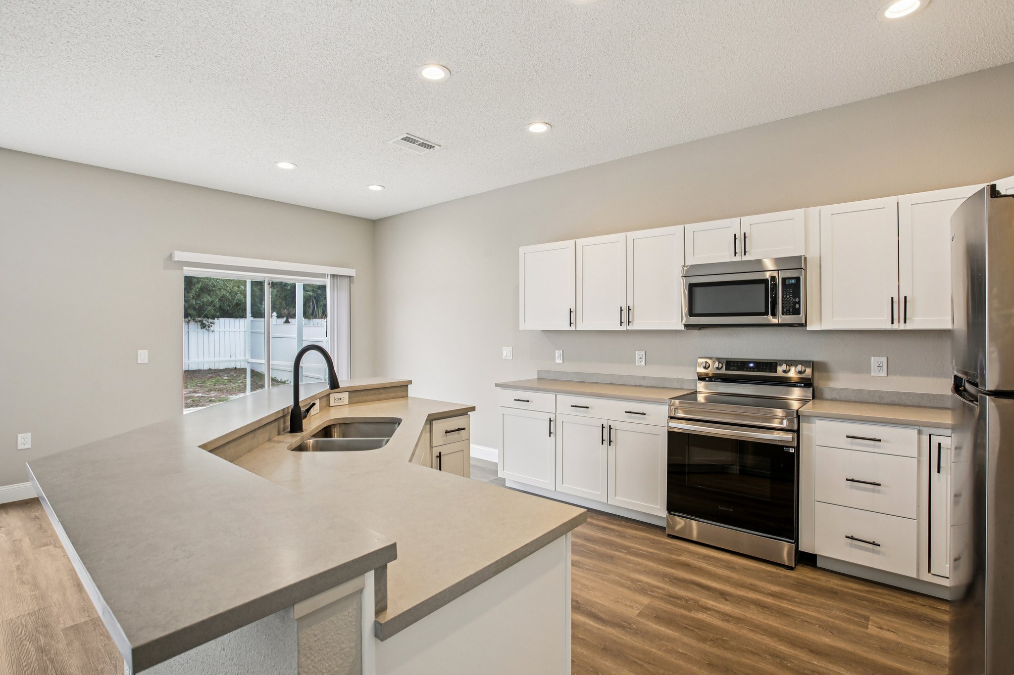 Sierra Vista Way-S1601-013.jpg