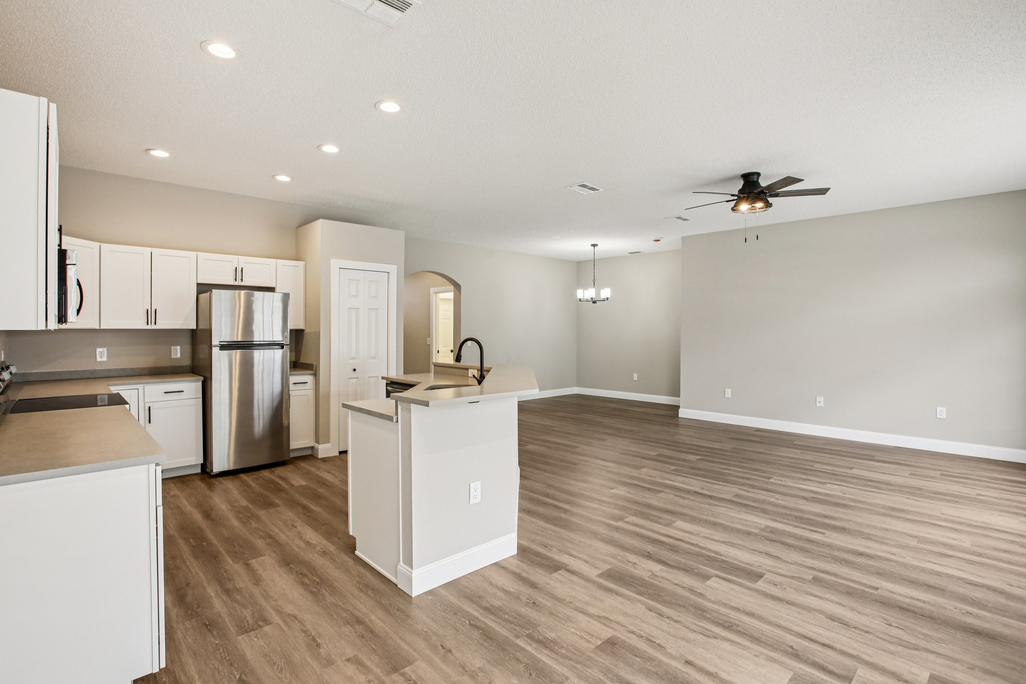 Sierra Vista Way-S1601-017.jpg