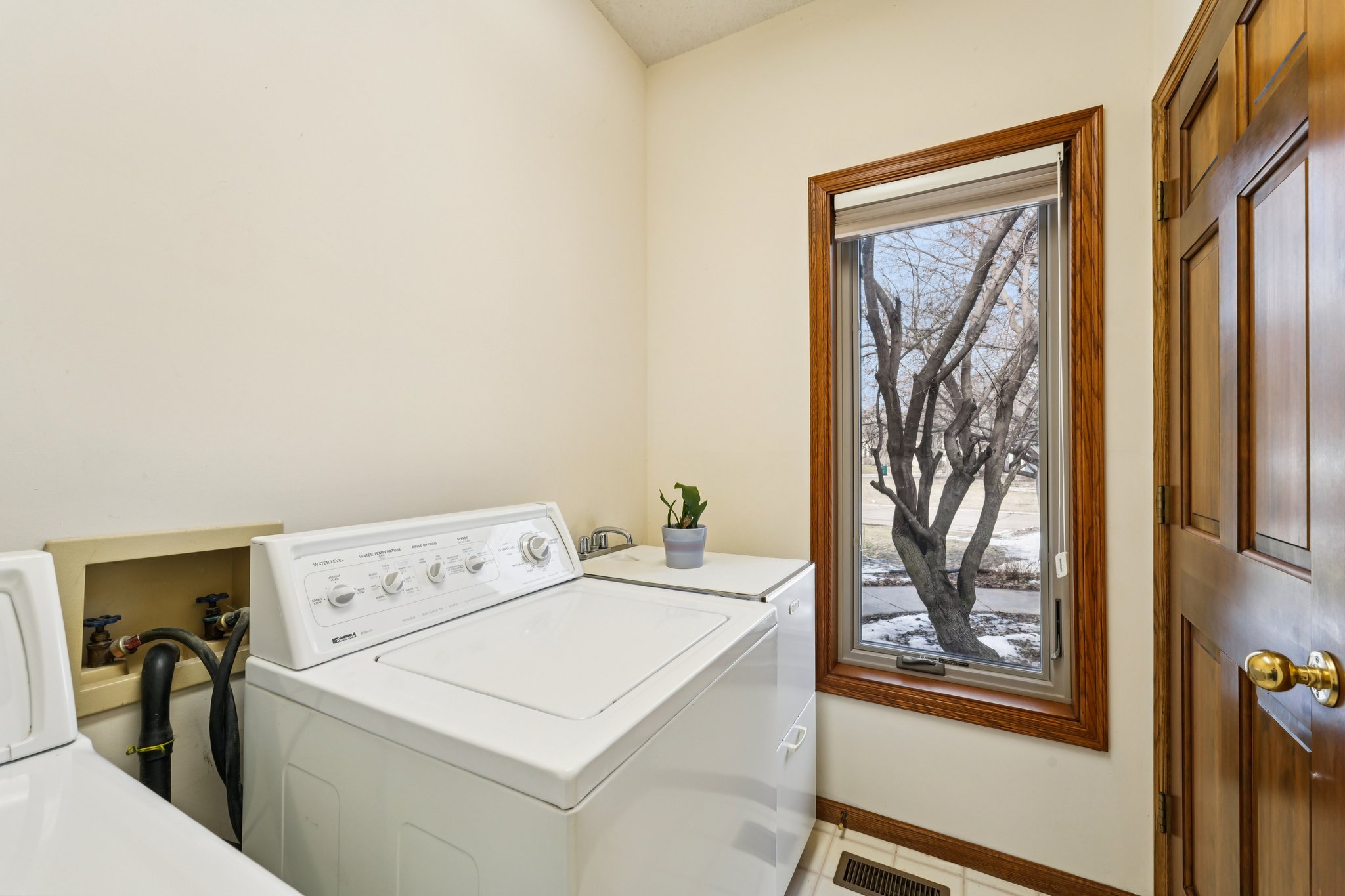 Ashley Ter-S0403-053.jpg