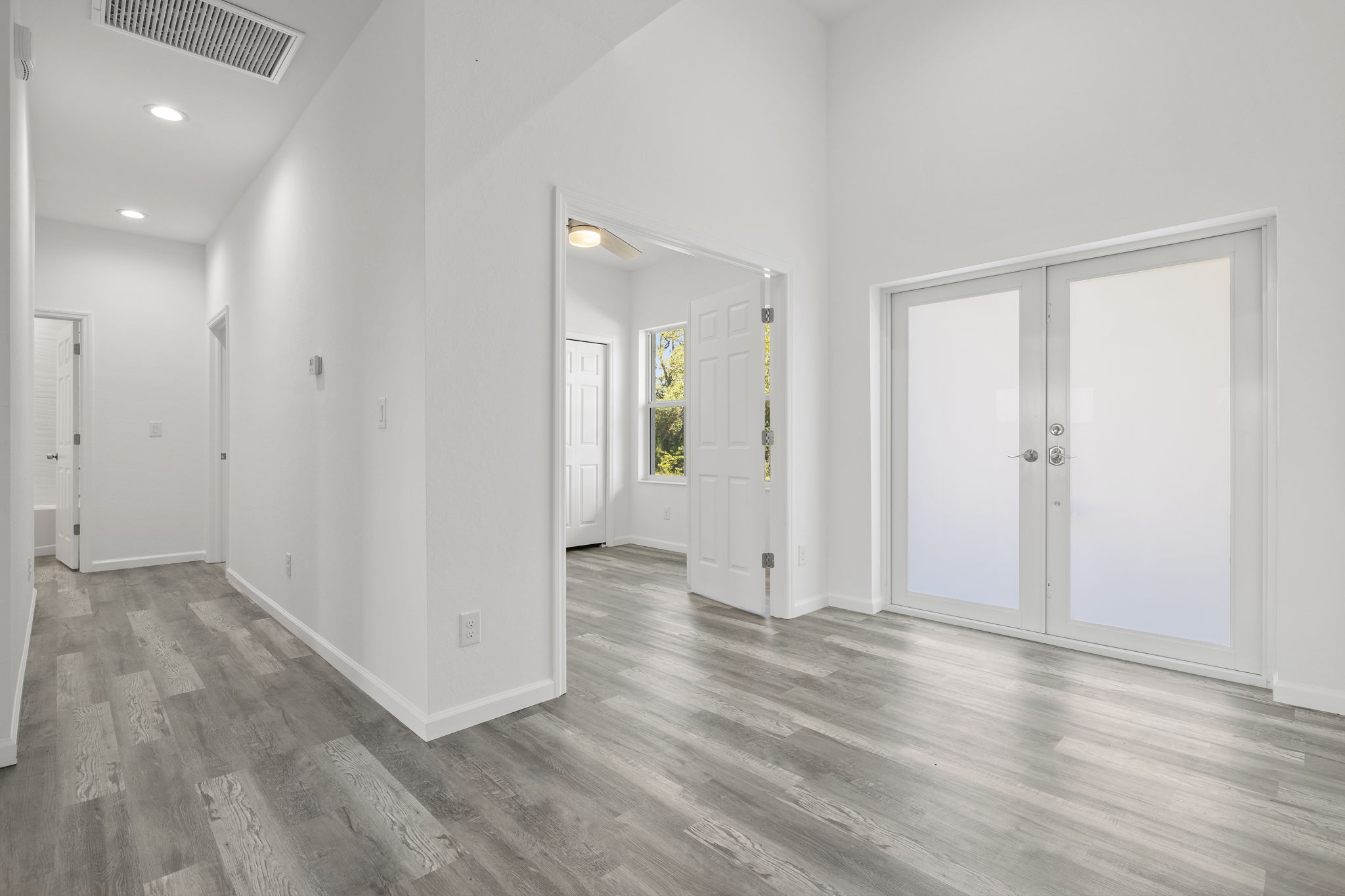 Foyer 1