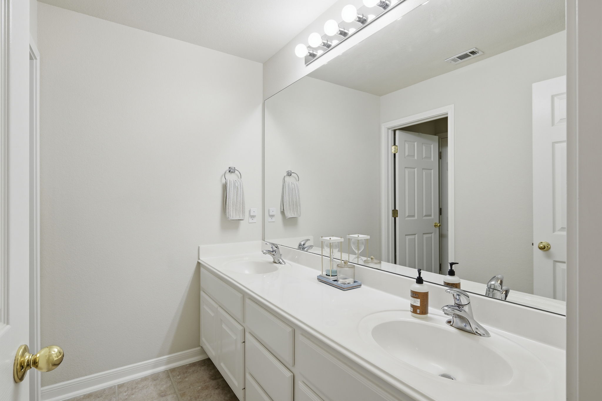 Hall Bathroom