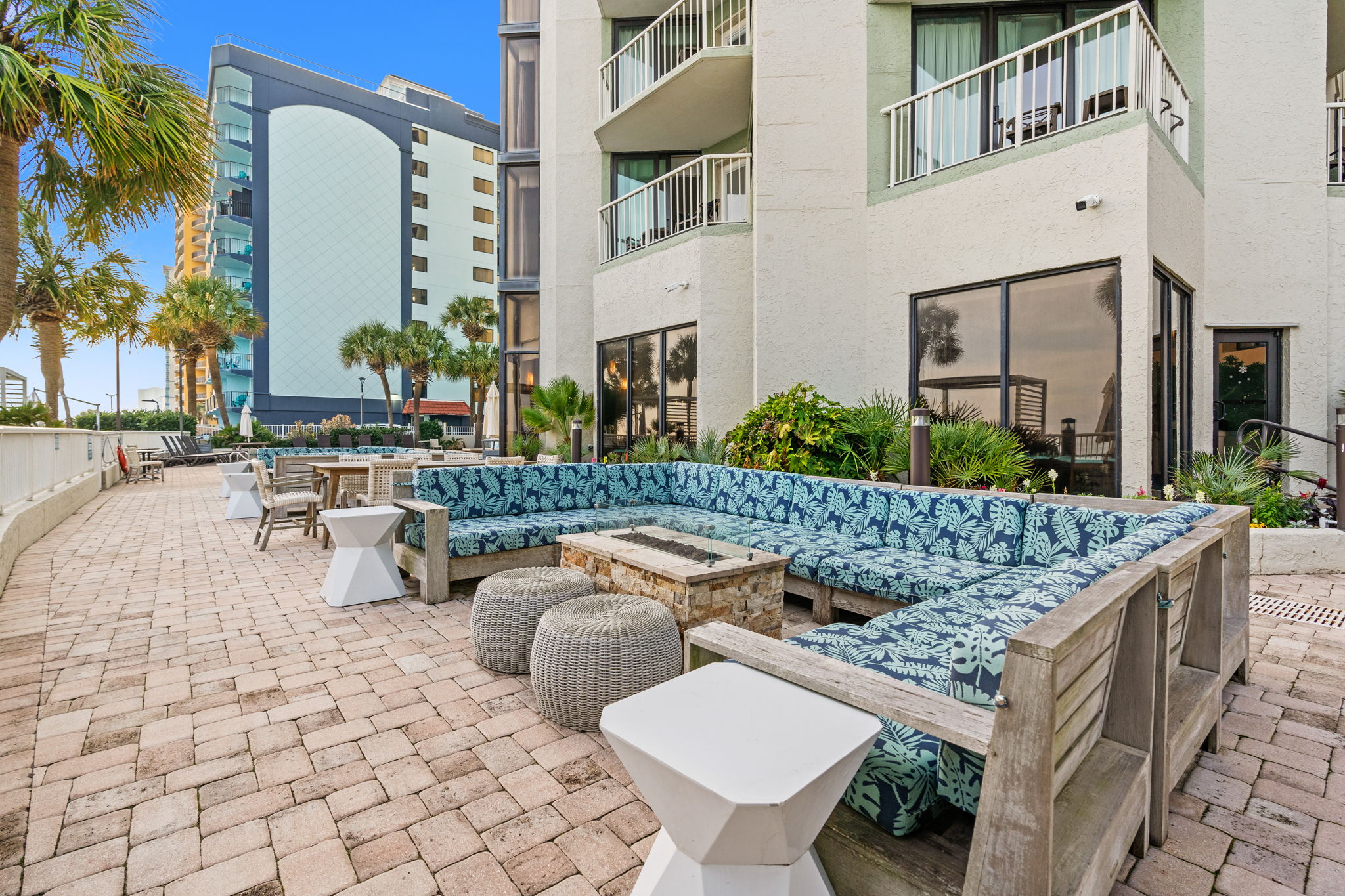 Amenities (10)