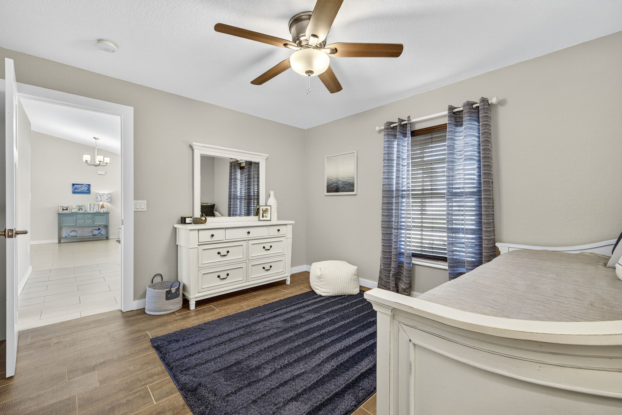 Guest Bedroom 1 - 2 of 2