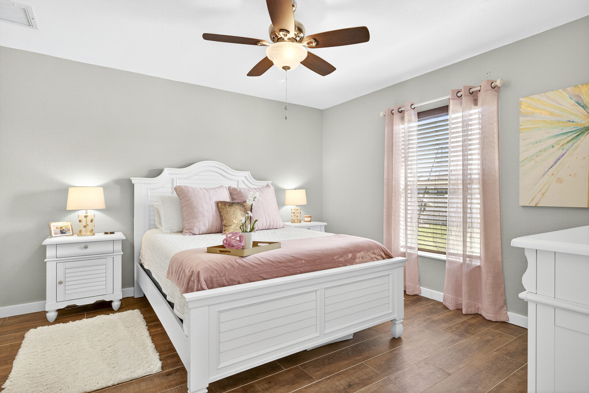 Guest Bedroom 2 - 1 of 2