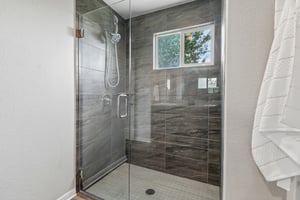 Warren Cove-S1807-024.jpg