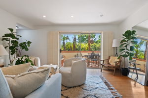 Living room & Patio