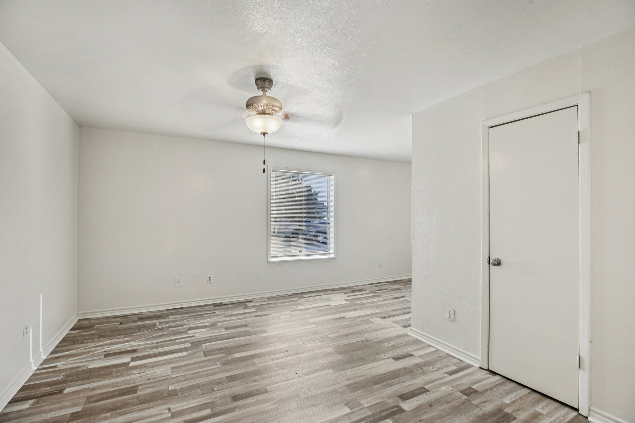 Evergreen Cir #A-S2210-006.jpg