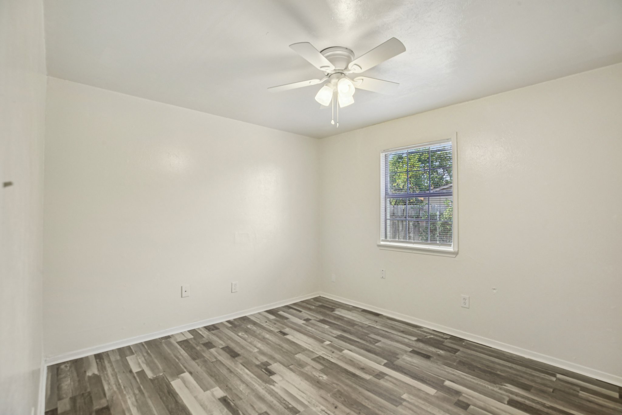 Evergreen Cir #A-S2210-014.jpg