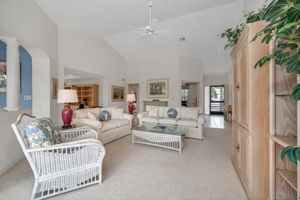 Living View 2
