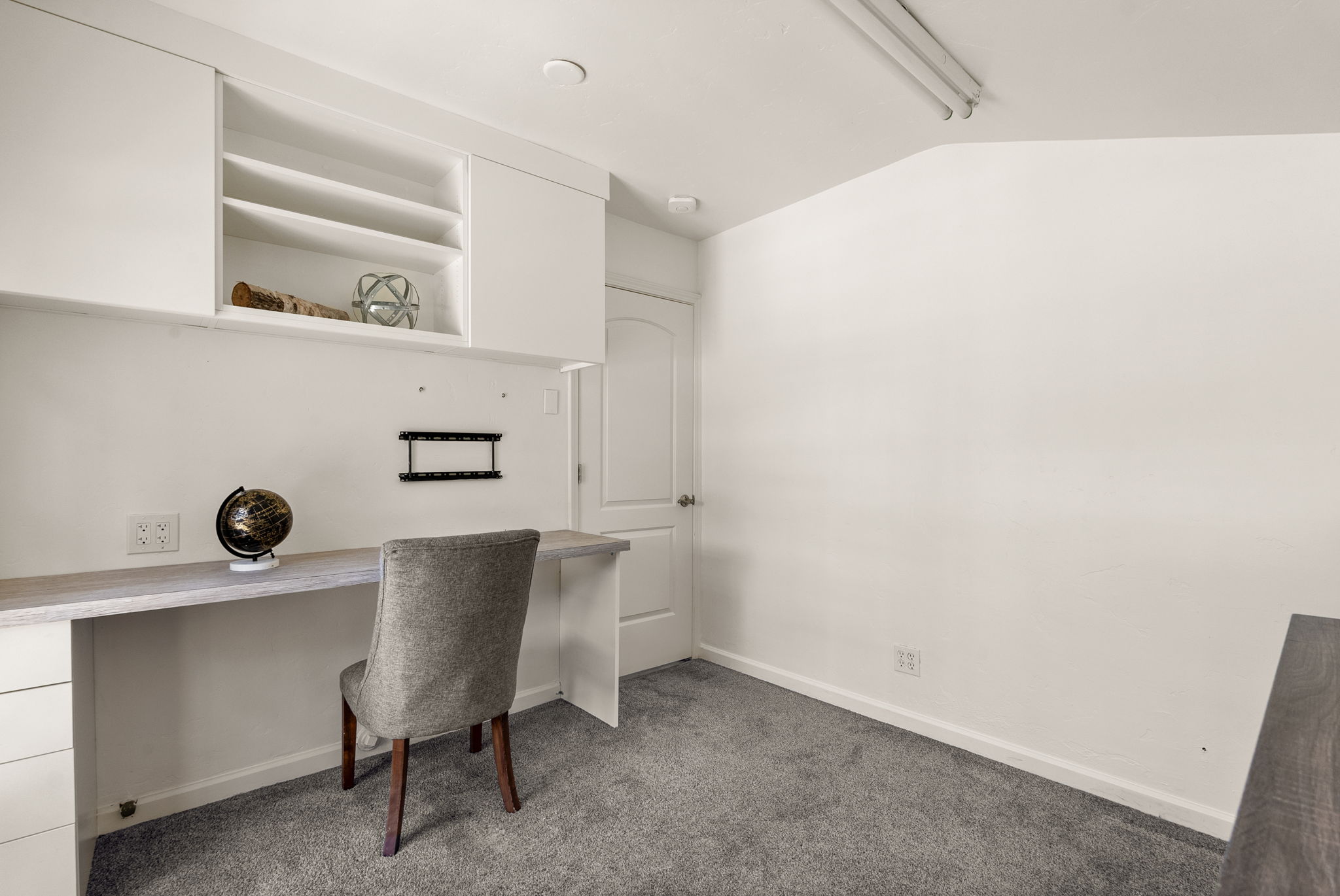 Bonus Private Office