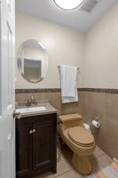 Photo 48