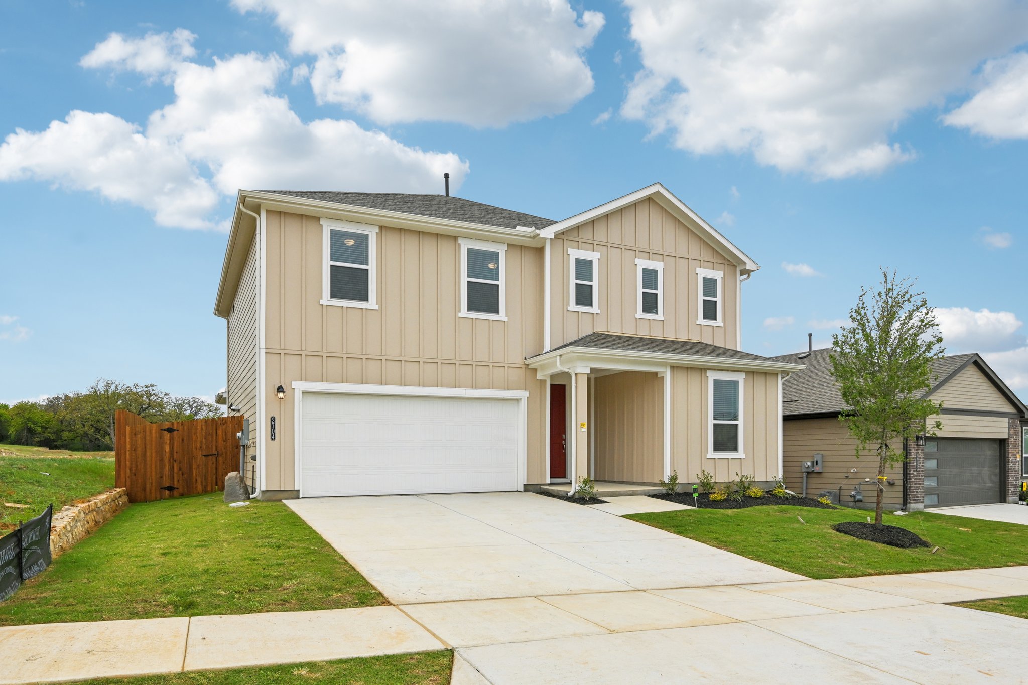 Goldfinch Dr-S2903-002.jpg