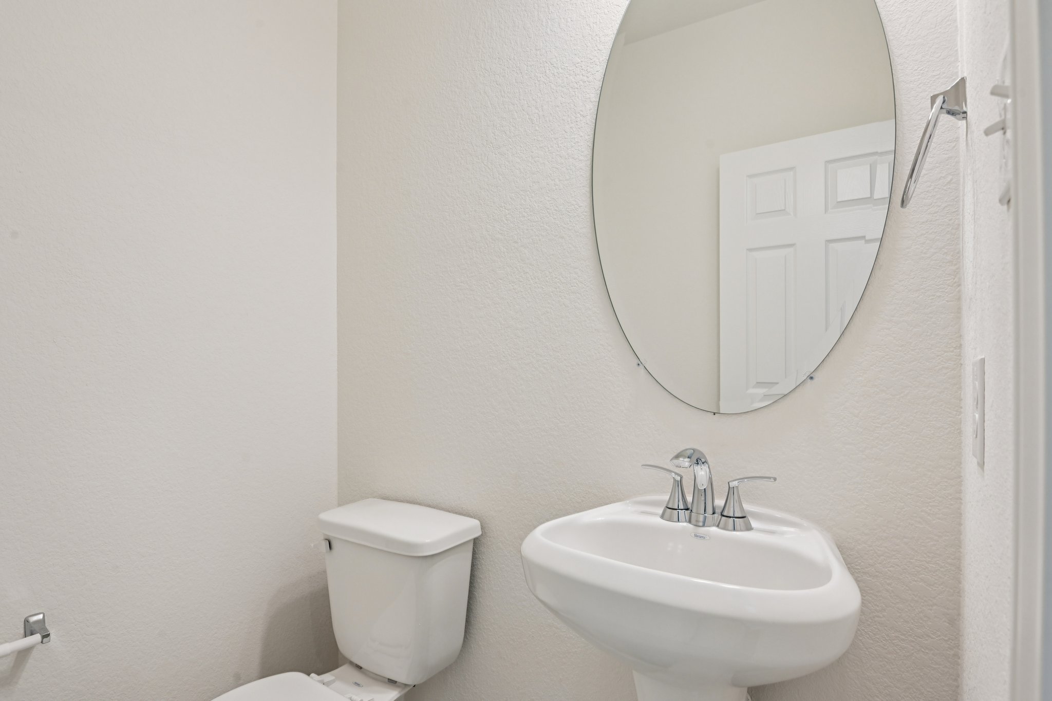 Goldfinch Dr-S2903-025.jpg