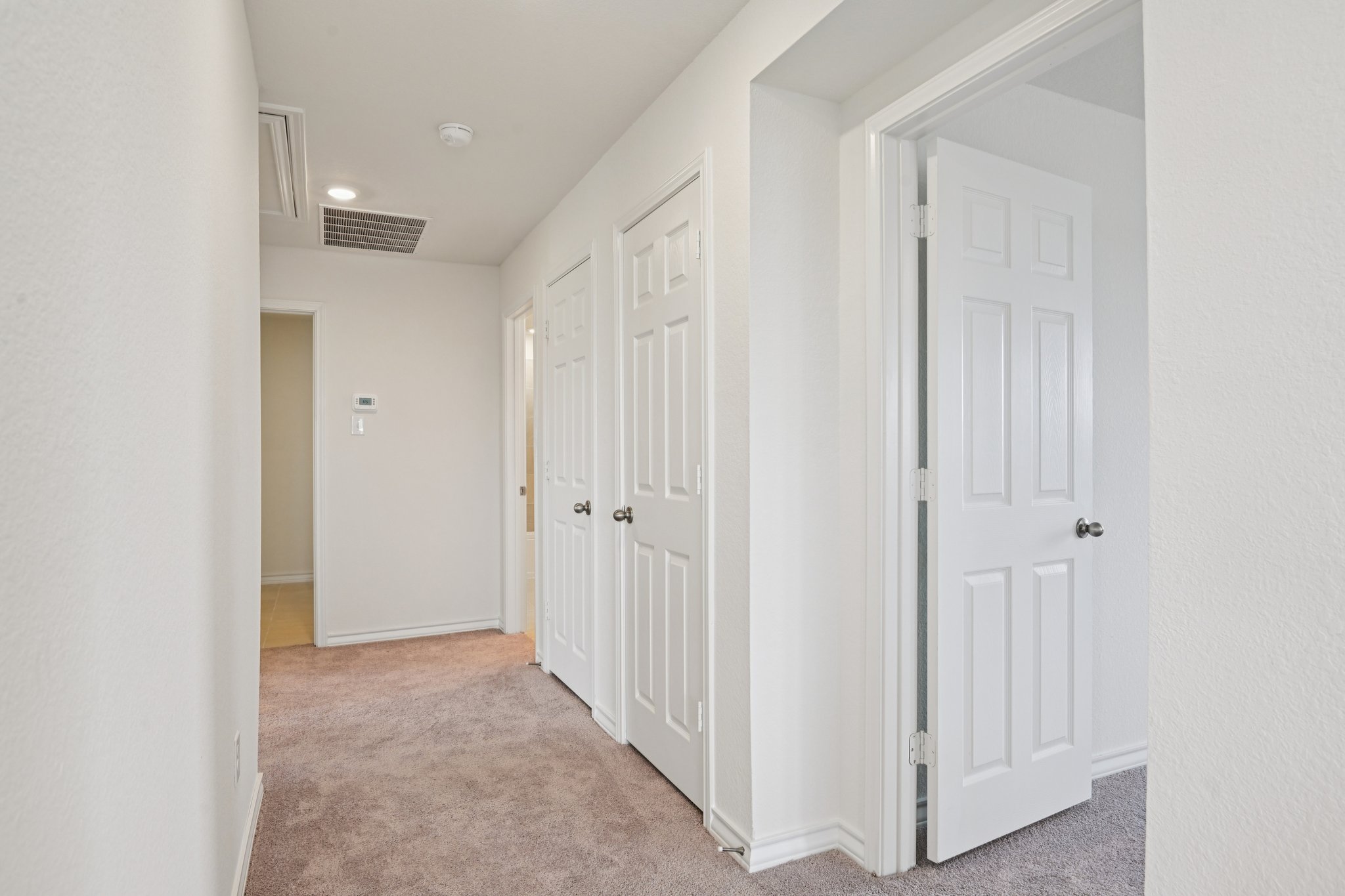 Goldfinch Dr-S2903-030.jpg