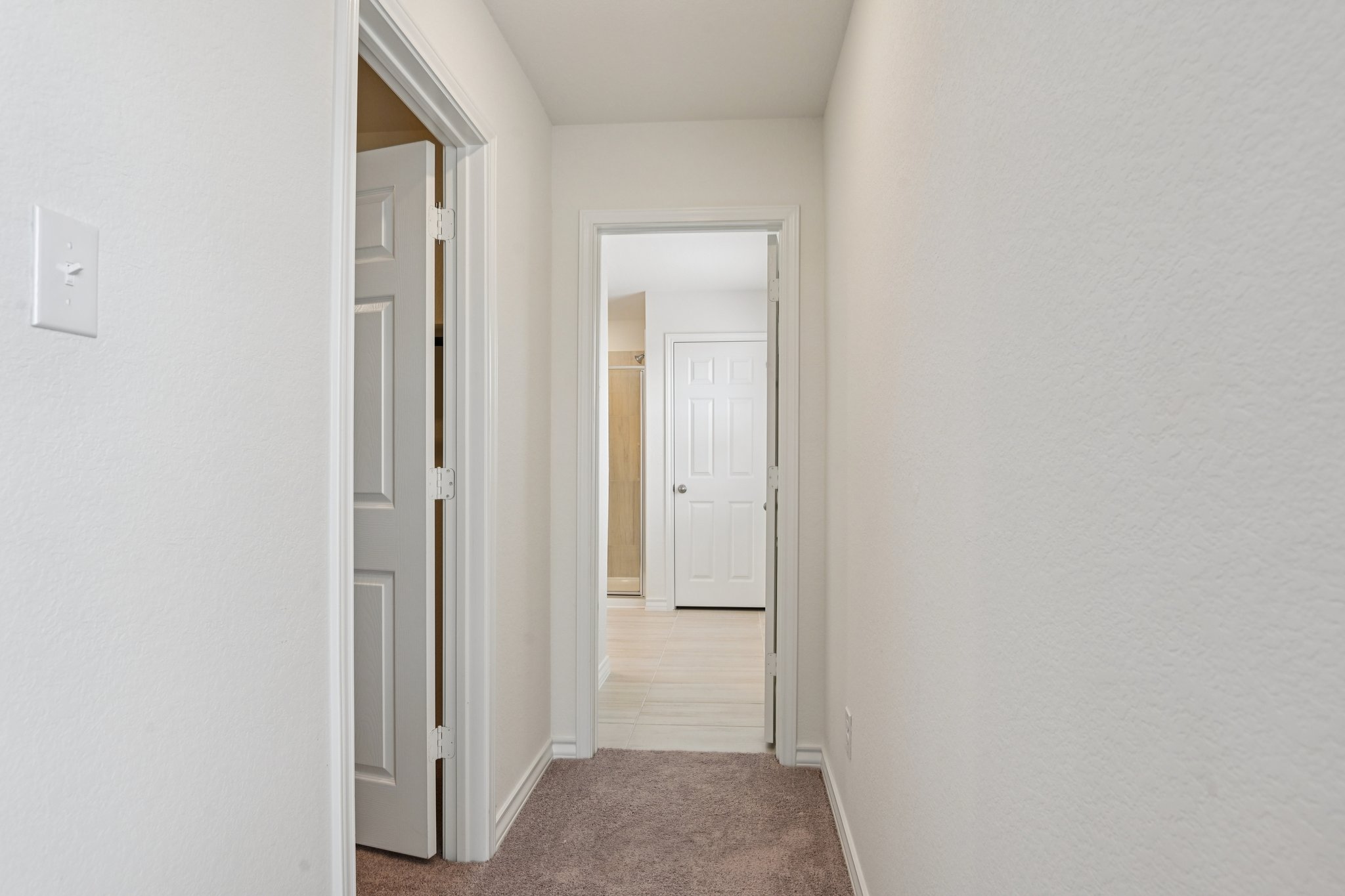 Goldfinch Dr-S2903-044.jpg