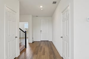 Goldfinch Dr-S2903-007.jpg