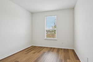 Goldfinch Dr-S2903-011.jpg