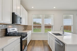 Goldfinch Dr-S2903-021.jpg