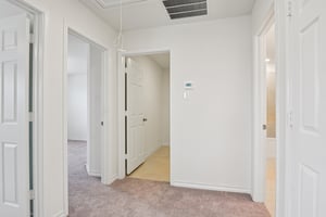 Goldfinch Dr-S2903-031.jpg