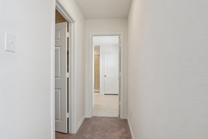 Goldfinch Dr-S2903-044.jpg