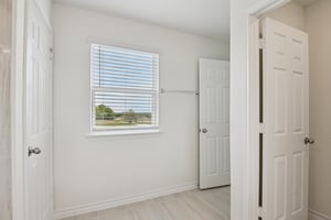 Goldfinch Dr-S2903-050.jpg