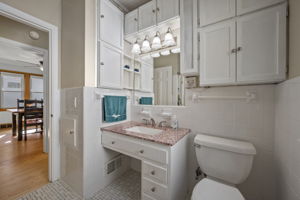  Photo 44