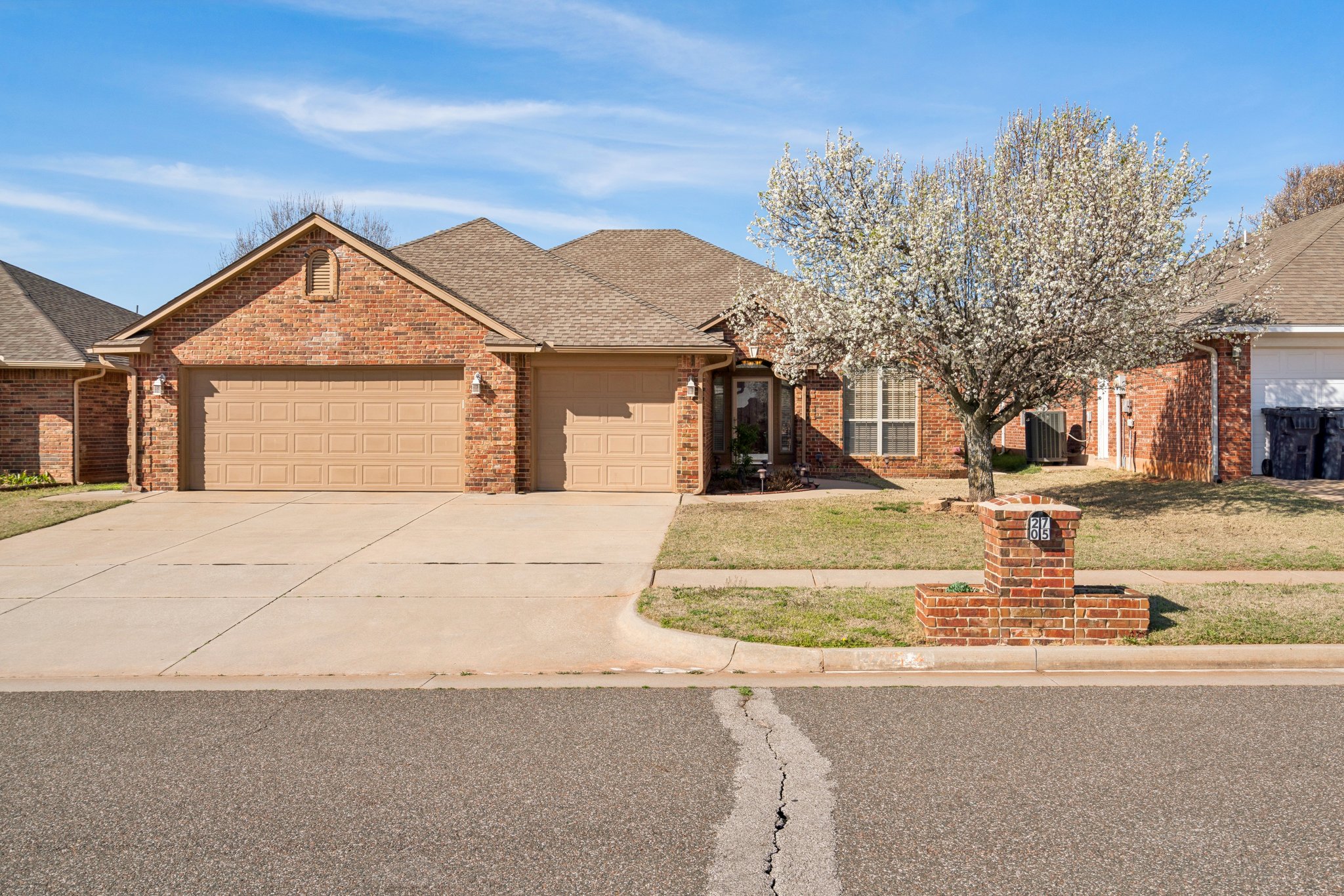 2705 SE 96th St_002.jpg