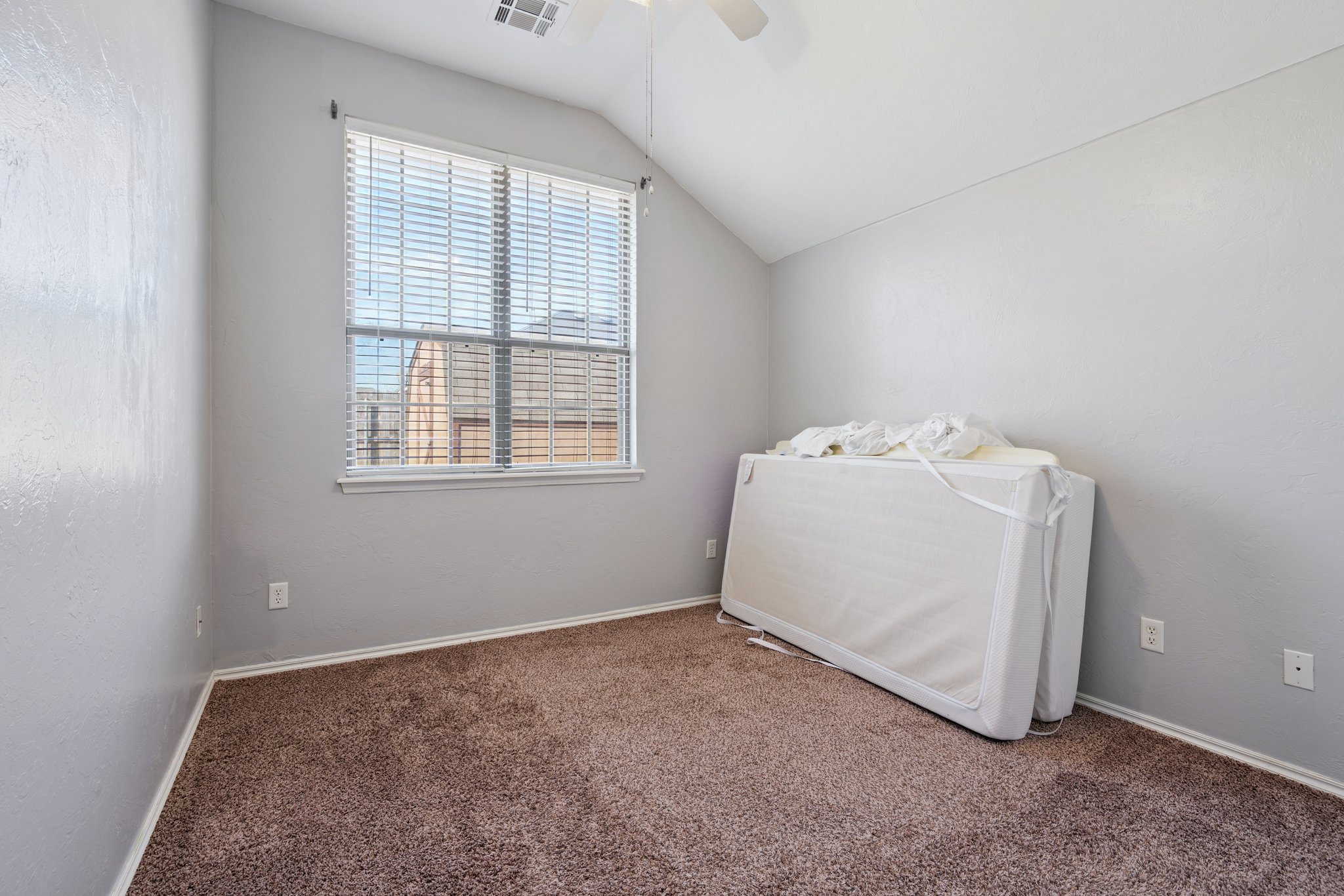 2705 SE 96th St_036.jpg