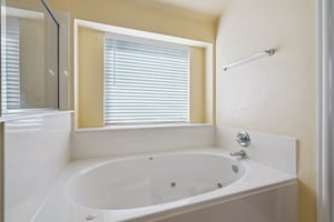 2705 SE 96th St_028.jpg