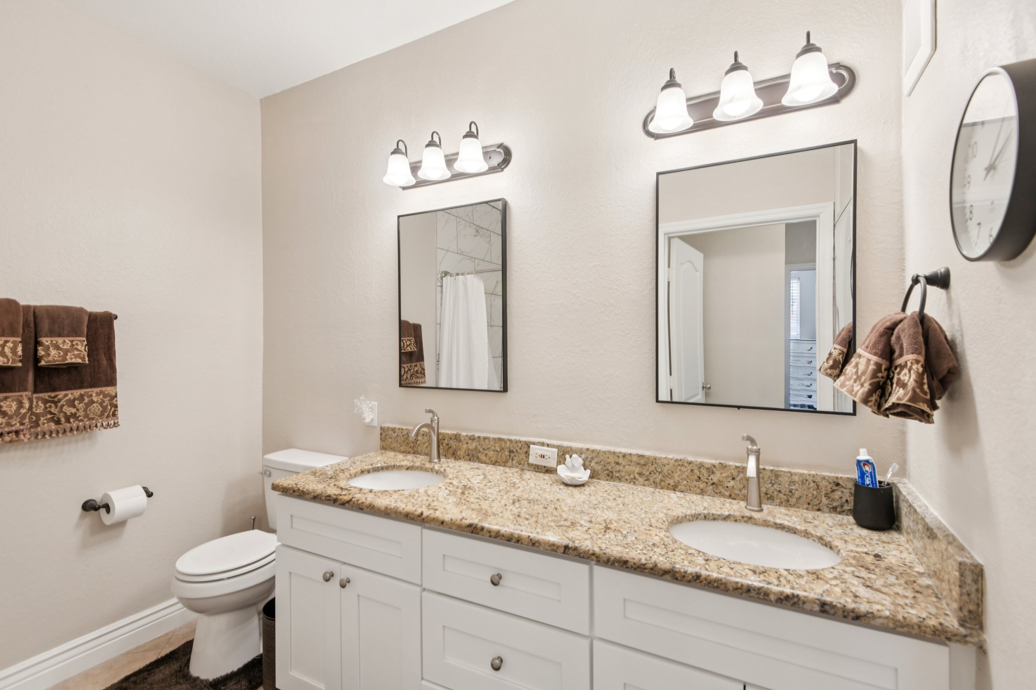 Via Murano unit 114-S2108-021.jpg