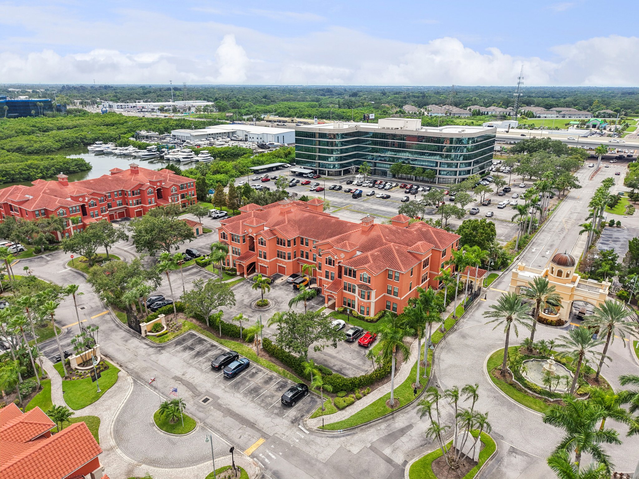 Via Murano unit 114-S2108-033.jpg