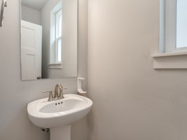  Photo 37