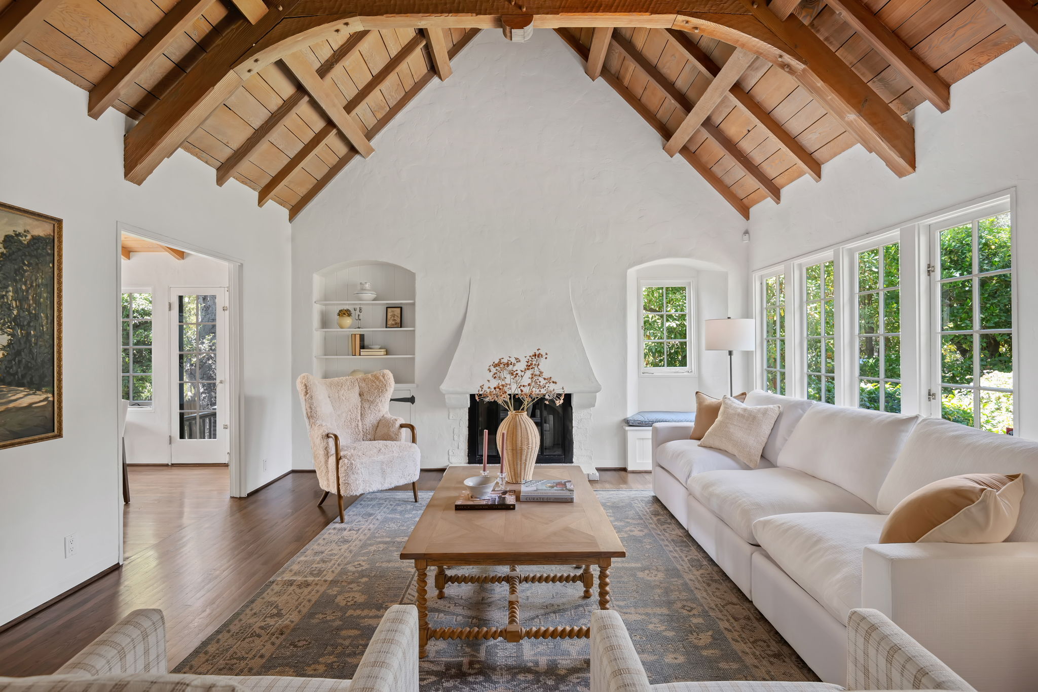 09-Living Room