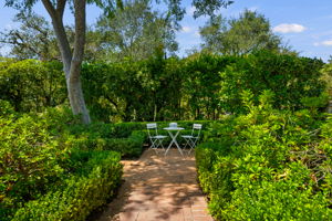 06-Walkway