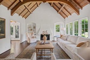 09-Living Room