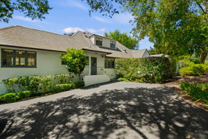 44-Driveway View