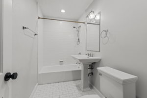 2707 Pecos St, Austin, TX 78703, USA Photo 17