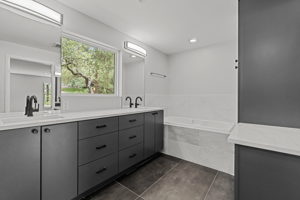 2707 Pecos St, Austin, TX 78703, USA Photo 14