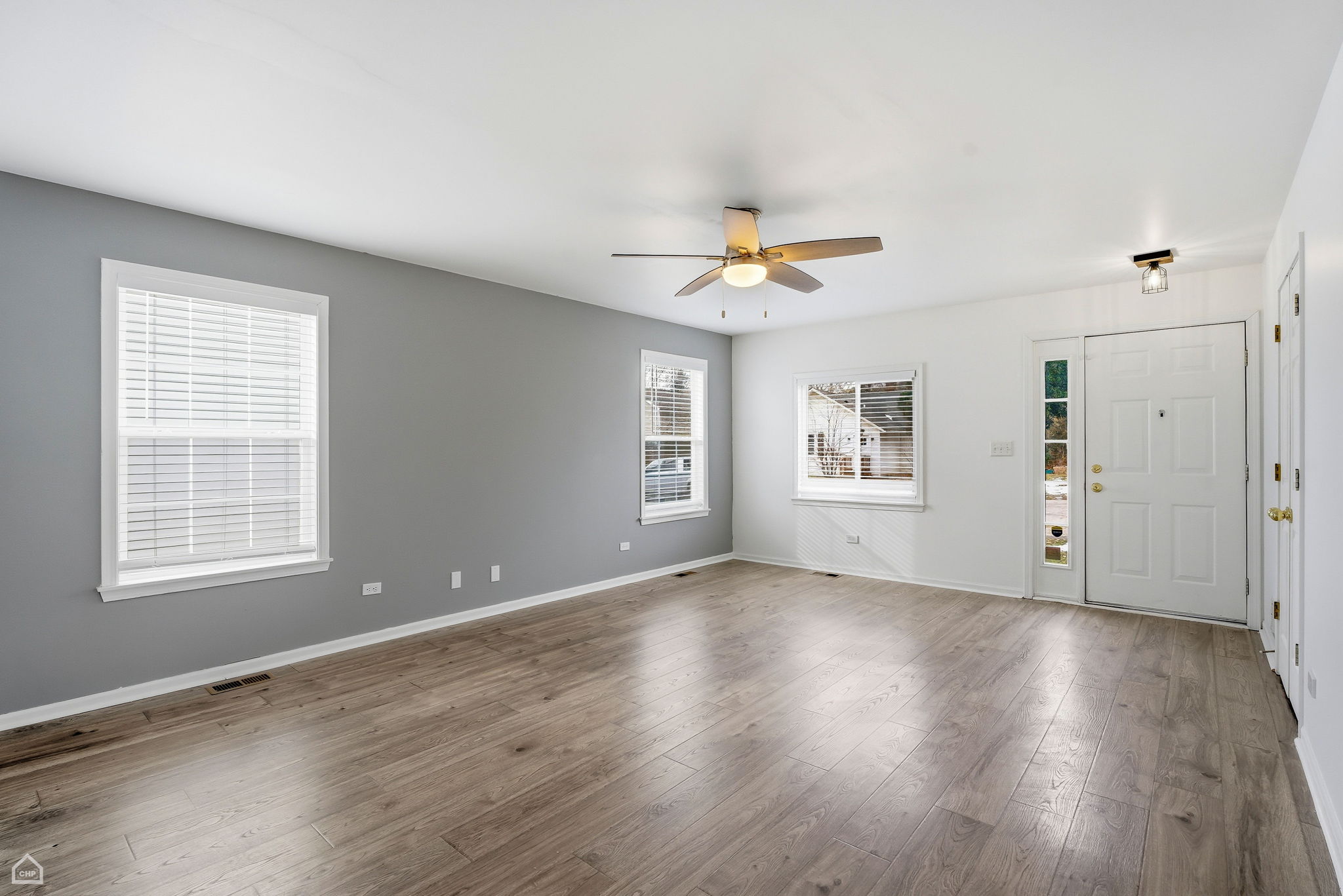 27071 N Ridge St - Melull_CHP2026_009